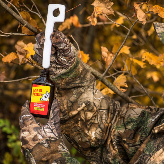 Wildlife Research Center Doe in Estrus Scent Attractant