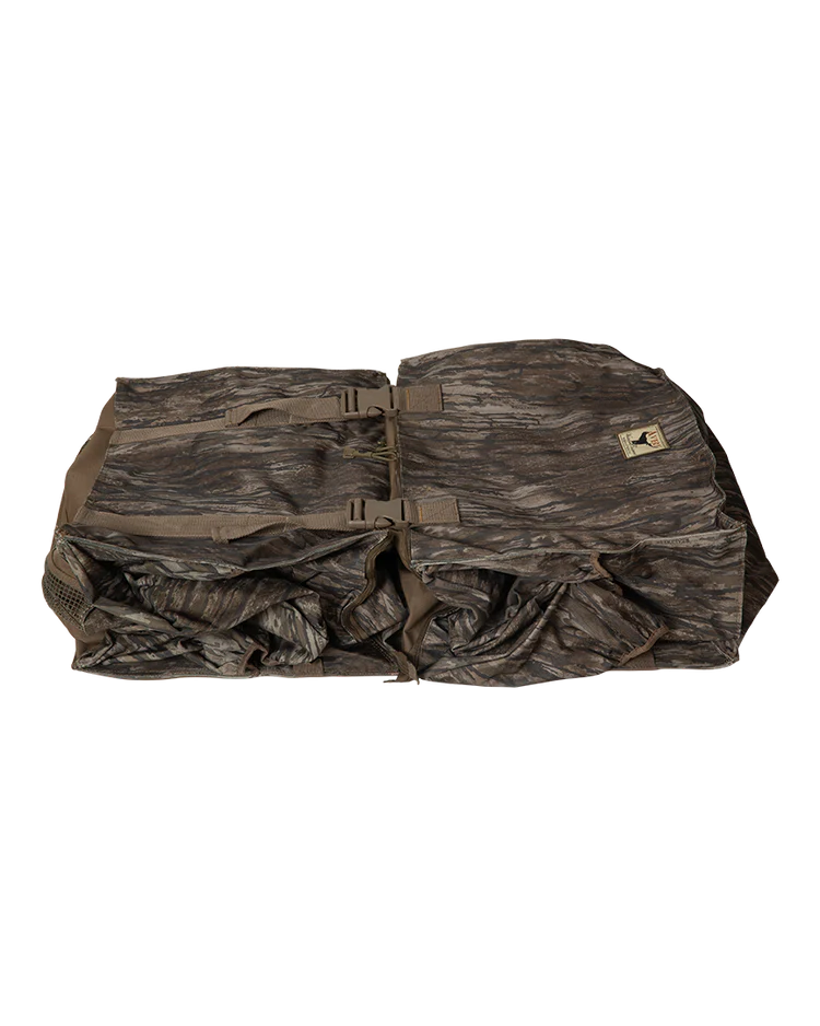 Load image into Gallery viewer, Avery Decoy Backpack - Realtree Legacy
