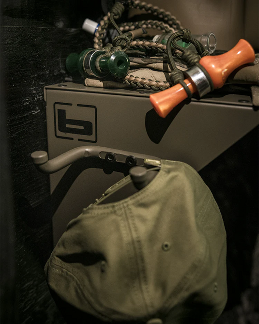 Banded Gear Shelf