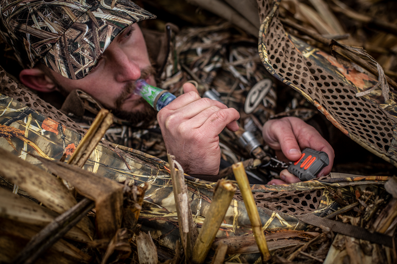 Load image into Gallery viewer, Avian X Powerflight Smart Motion Mallard Drake
