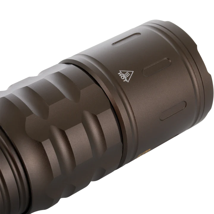 Load image into Gallery viewer, Drake Lumen Turbo Flashlight EVO2200
