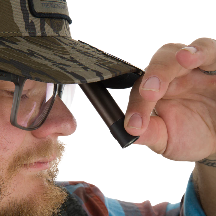 Load image into Gallery viewer, Drake Cap Light
