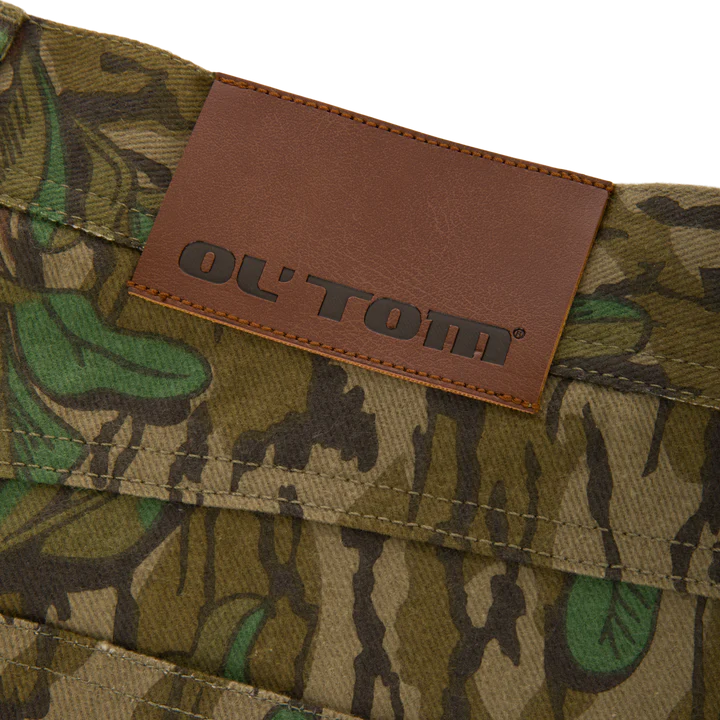 Load image into Gallery viewer, Ol' Tom Throwback 80 Field Pant - Greenleaf Camo
