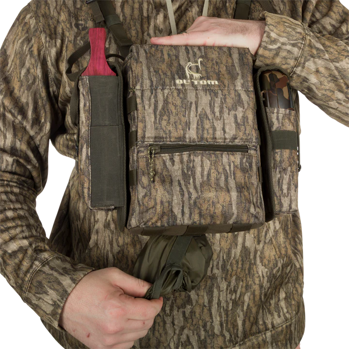 Load image into Gallery viewer, Ol' Tom Run-N-Gun Turkey Chest Pack
