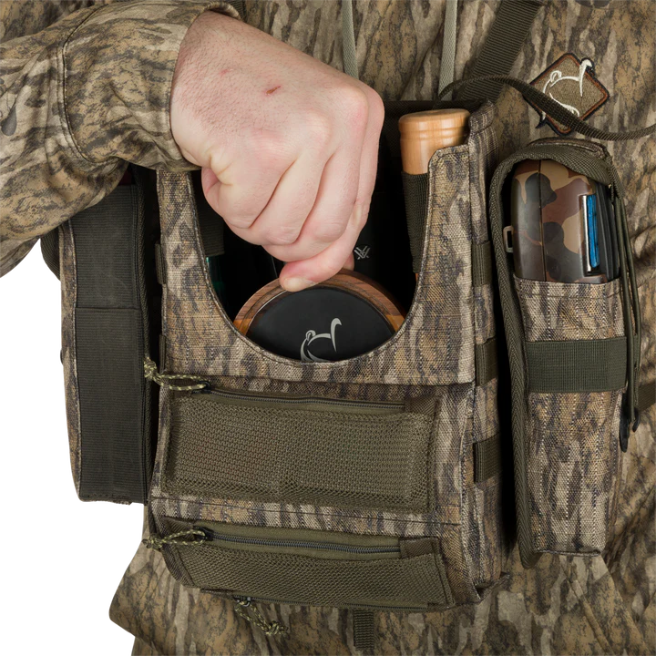 Load image into Gallery viewer, Ol' Tom Run-N-Gun Turkey Chest Pack
