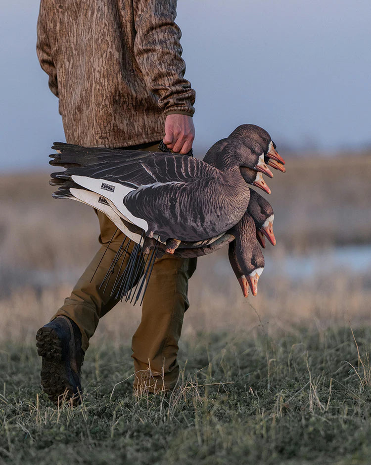 Load image into Gallery viewer, GHG Pro-Grade Silhouette Specklebelly Goose Decoys
