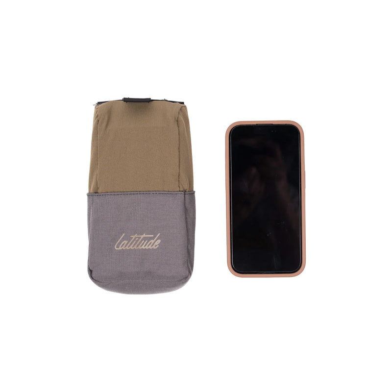 Load image into Gallery viewer, Latitude Phone Pouch - Gray
