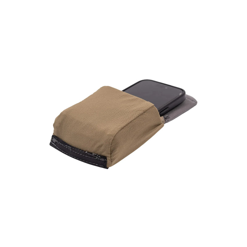 Load image into Gallery viewer, Latitude Phone Pouch - Gray
