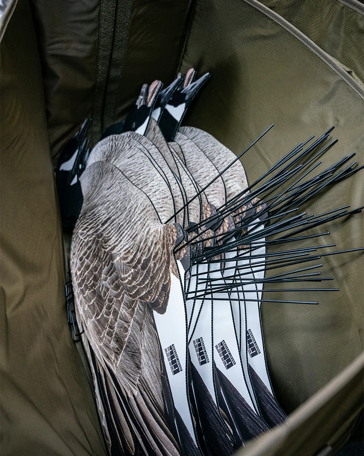 Load image into Gallery viewer, GHG Pro-Grade Silhouette Canada Goose Decoys
