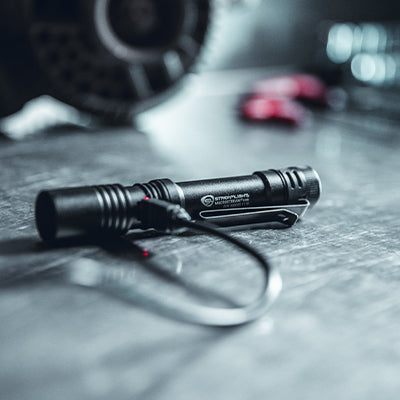 Load image into Gallery viewer, Streamlight Macrostream USB
